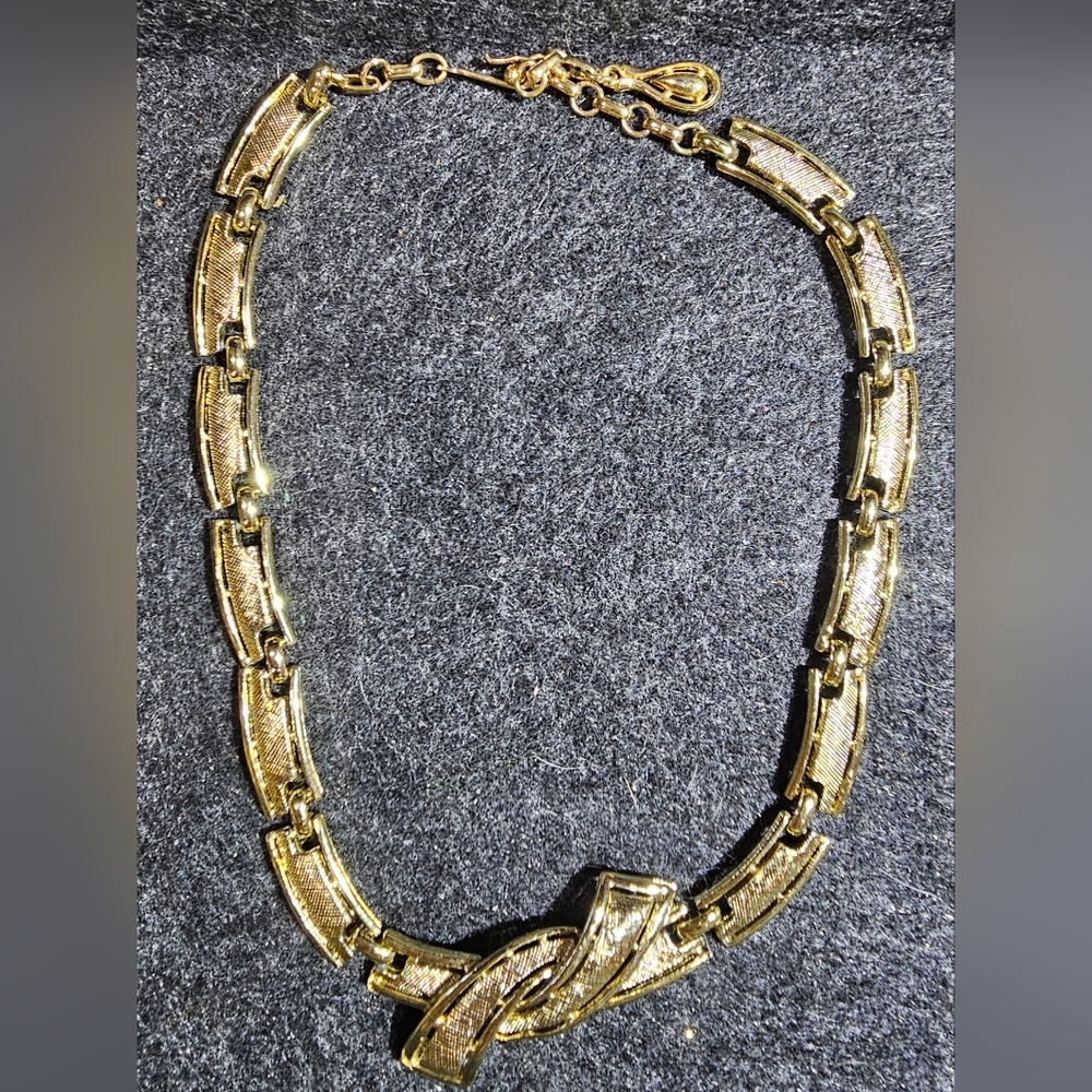 1950s Coro Light Gold Necklace